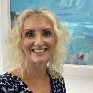 Teeth in a day coordinator Louise